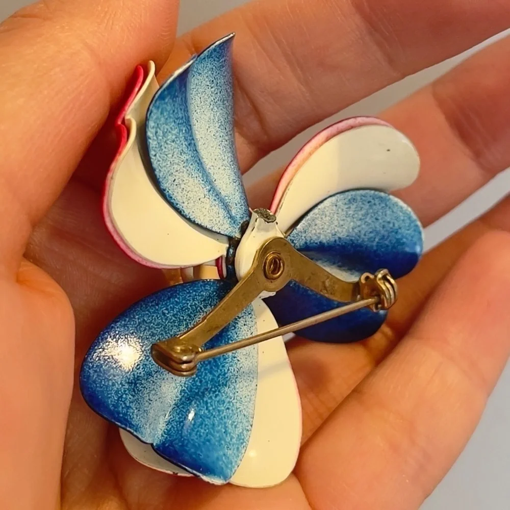 1960s Vintage Flower Brooch With Red and blue Enamel